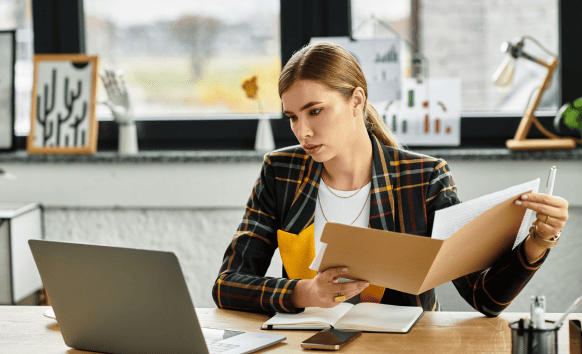 Professional translator in New York works on a divorce decree, ensuring an accurate and certified translation for legal use.