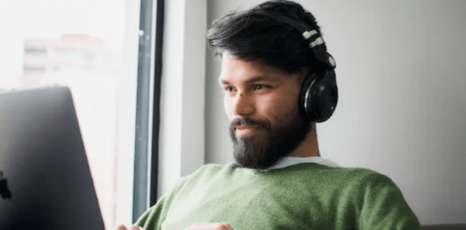 A transcriber providing industry-specific transcription services in Syracuse A transcriber providing industry-specific transcription services in Syracuse